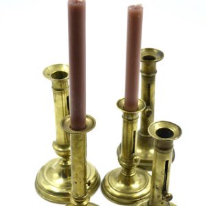 title Bougeoirs en laiton vintage