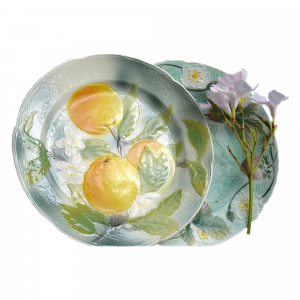 Assiettes en barbotine