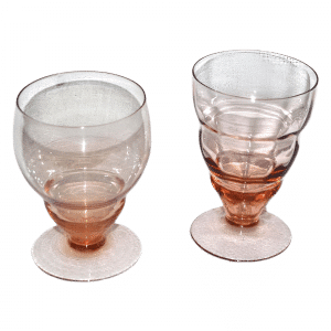 title Verres roses anciens