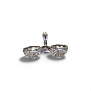 title Salière en verre ou en cristal