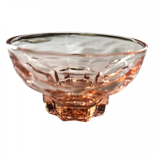 Coupelle en verre rose